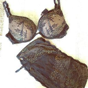 Victoria secrets crystal bra and garter